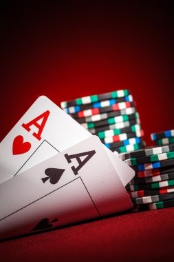 Dealer hand verification liga188 dealer verifying hand values at a live Domino QQ table